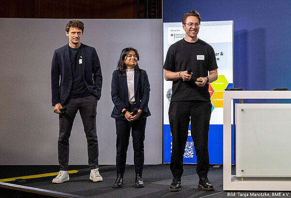 Startup-Pitches von Ayunis, frontline und vialytics Startup-Pitches von Ayunis, frontline und vialytics